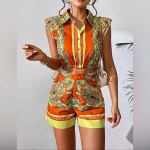 SHEIN Privé Paisley Print Drawstring Side Shoulder Pad Blouse & Shorts